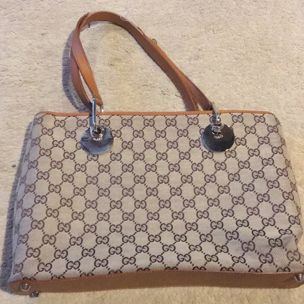 Vintage Gucci shoulder bag